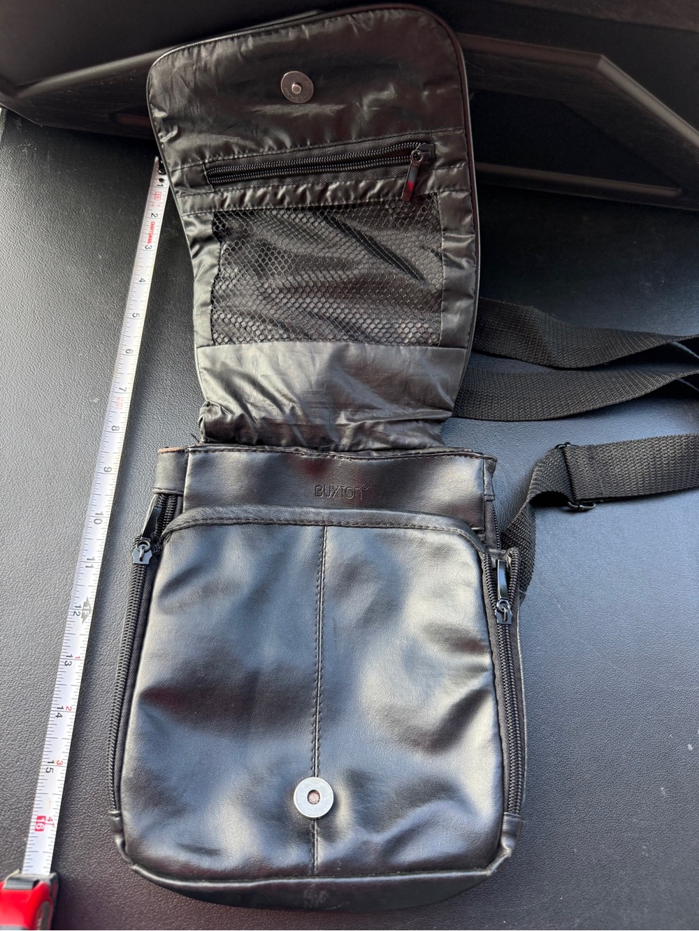 Buxton Black Leather Messenger Sling Bag - Picture 4 of 6